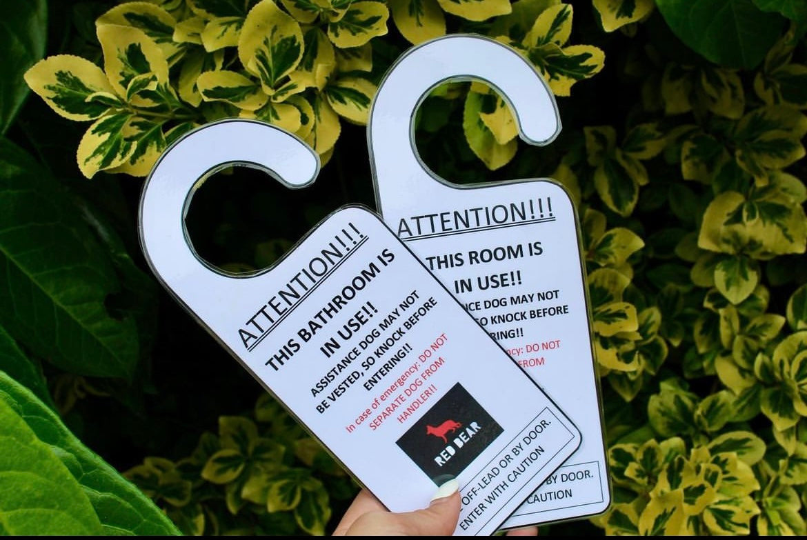 Working dog inside/room/bathroom door hanger/sign